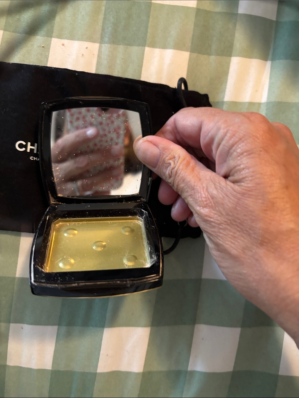 CHANEL Black Compact with Gold Medallion and Multicolor Stones with Storage Bag - Picture 6 of 16